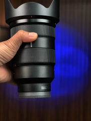 SEL2470GM XT likenew cap-hood zin