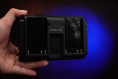 Blackmagic Design Video Assist 5" 12G-SDI/HDMI HDR Recording Monitor (likenew fullbox)