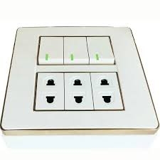 Bộ công tắc ổ cắm đôi viền vàng 3 công tắc 3 ổ cắm 2 chấu và đế nổi đôi