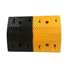 Gờ giảm tốc cao su 50 x 35 x 5 cm