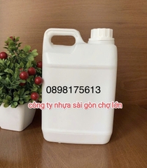 Can 2 lít hóa chất trắng sửa dày dặn