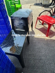 Bàn nhựa vương miện màu đen cao cấp