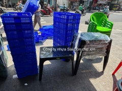 Bàn nhựa vương miện màu đen cao cấp