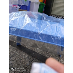 Bàn nhựa cao cấp và chắc chắn