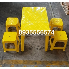Bàn nhựa  chữ nhật sọc kẻ   Chấn Thuận Thành cao cấp loại 1
