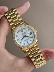 ROLEX Day-Date 36mm YG MOP Moissanite Bezel