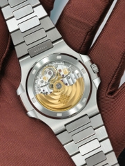 PATEK PHILIPPE Nautilus 5711 Green Face-40mm-Calibre 330
