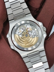 PATEK PHILIPPE Nautilus 5711 Blue Face-40mm-Calibre 330