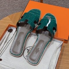 JD-1980 Emeraude Alligator Leather Slippers