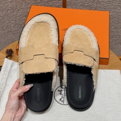JD 680 Cream Calfskin Mule Shoes