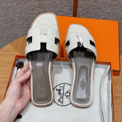 JD-1180 Ostrich Leather Slides in Wool White