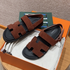 JD-650 179 Genius Nam Sandal Chamois Lesther