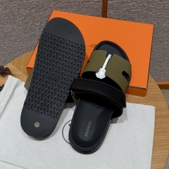 JD-620 180 Chypre Sandal in Army Green and Noir Natural Lambskin Lining with Rubber Outsole