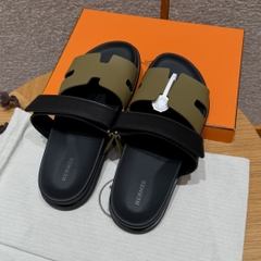 JD-620 180 Chypre Sandal in Army Green and Noir Natural Lambskin Lining with Rubber Outsole