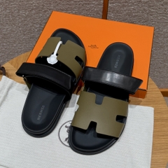 JD-620 180 Chypre Sandal in Army Green and Noir Natural Lambskin Lining with Rubber Outsole