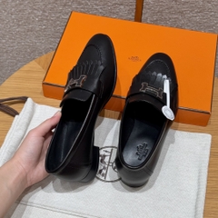 JD-580 192 Royal Loafer in Noir Goatskin with Dermal Outsole and Drip Glue Buckle