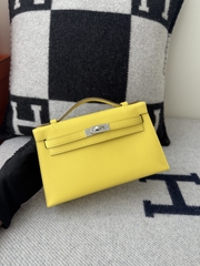 Kelly Pochette 22cm Swift Skin Leather Lime Color Gold Hardware