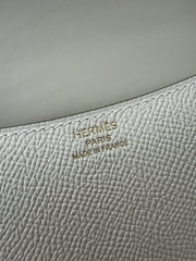 Constance 23cm New Style Mirror, Epsom Skin, CC10 Craie Color, Gold Hardware