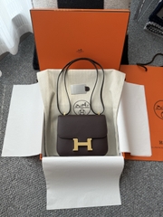 Constance 18cm Evercolor Leather, N5 Cassis Color, Gold Hardware