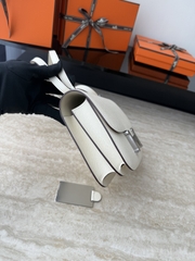 Constance 18cm Mirror - Evercolor Leather - Cream White with Silver Hardware