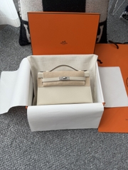 Kelly Pochette 22cm Swift Leather CK10 Craie Color