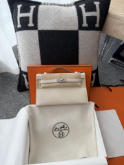 Kelly Pochette 22cm Swift Leather CK10 Craie Color