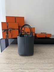 Picotin Lock 18cm Original Clemence Leather Gris Misty Silver Hardware