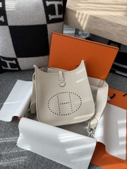 Evelyne 29cm Original Leather CK10 Craie Color Handbag