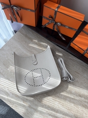 Evelyne 29cm Original Leather CK10 Craie Color Handbag