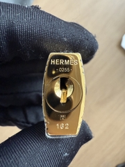 Kelly 25 - Gold - Epsom - GHW