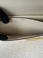 Verrou 21cm Chevre Goatskin Leather I2 Nata Cream White Gold Hardware