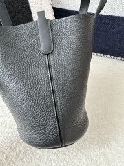 Picotin Lock II 18cm, In The Loop, Imported Clemence & Swift Leather, CK89 Noir Black with Silver Hardware.