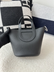 Picotin Lock II 18cm, In The Loop, Imported Clemence & Swift Leather, CK89 Noir Black with Silver Hardware.