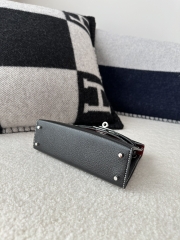 Kelly Mini II, Imported Chevre Goat Leather, CK89 Noir Black & Q5 Rouge Casaque Red with Silver Hardware.