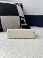 Kelly Mini II, Imported Chevre Goat Leather, I2 Nata Cream White with Gold Hardware.