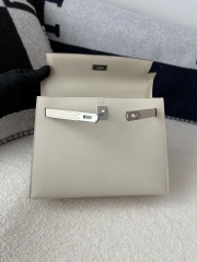 Kelly 25cm, Imported Epsom Grained Leather, CK10 Craie Milk White with Silver Hardware.