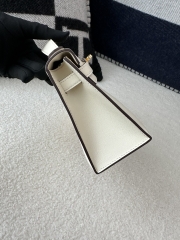 Kelly Pochette I 22cm, Imported Swift Calfskin, I2 Nata Cream White with Gold Hardware.