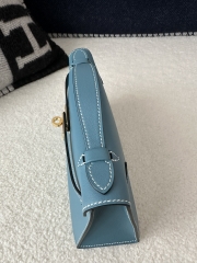 Kelly Pochette I 22cm, Imported Swift Calfskin, D2 New Bleu Jean with Gold Hardware.