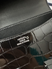 Constance 18cm, New Mirror Edition, Shiny Alligator Leather, CK89 Noir Black with Silver Hardware.