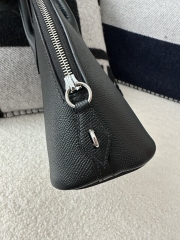 Bolide 25cm, Imported Epsom Grained Leather, CC89 Noir Black with Silver Hardware.