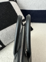 Bolide 25cm, Imported Epsom Grained Leather, CC89 Noir Black with Silver Hardware.