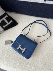 Constance 19cm New Mirror Edition, Imported Lizard Leather, CK73 Bleu Sapphire (Sapphire Blue) with Silver Hardware.
