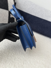 Constance 19cm New Mirror Edition, Imported Lizard Leather, CK73 Bleu Sapphire (Sapphire Blue) with Silver Hardware.