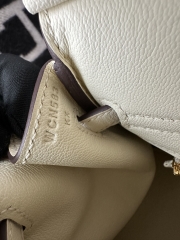 Birkin 25cm in Imported Swift Leather, I2 Nata (Cream White) with Gold Hardware.