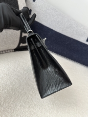 Kelly 25cm in Imported Lizard Skin, CK89 Noir (Black) with Silver Hardware.