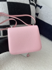 Constance 18cm New Mirror Version in Imported Chevre Goat Leather, 3Q Pink with Silver Hardware