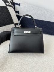 Kelly 25cm in Imported Box Calfskin, CK89 Noir Black with Silver Hardware