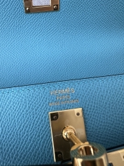 Kelly 25cm in imported Epsom grained leather, P3 Blue du Nord (northern blue) with gold hardware.