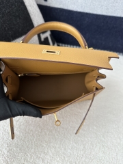 Kelly 25cm in Imported Epsom Grained Leather, 2S Sesame with Gold Hardware