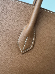 Birkin 35cm in imported Togo calfskin leather, CC37 Gold (classic brown) with gold hardware.